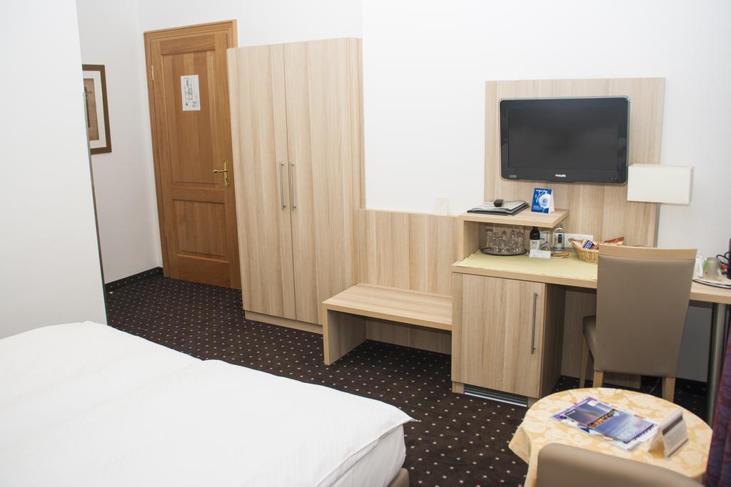 Hotel Haus Berlin Bonn Habitación foto